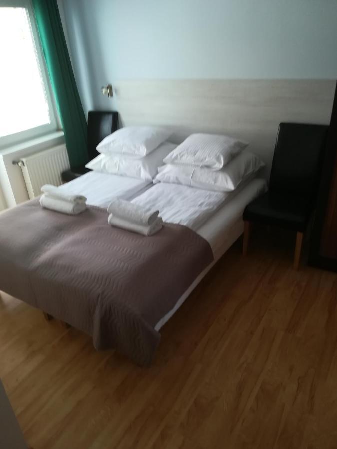 Pokoje Goscinne Jutrzenka Swarzewo Extérieur photo
